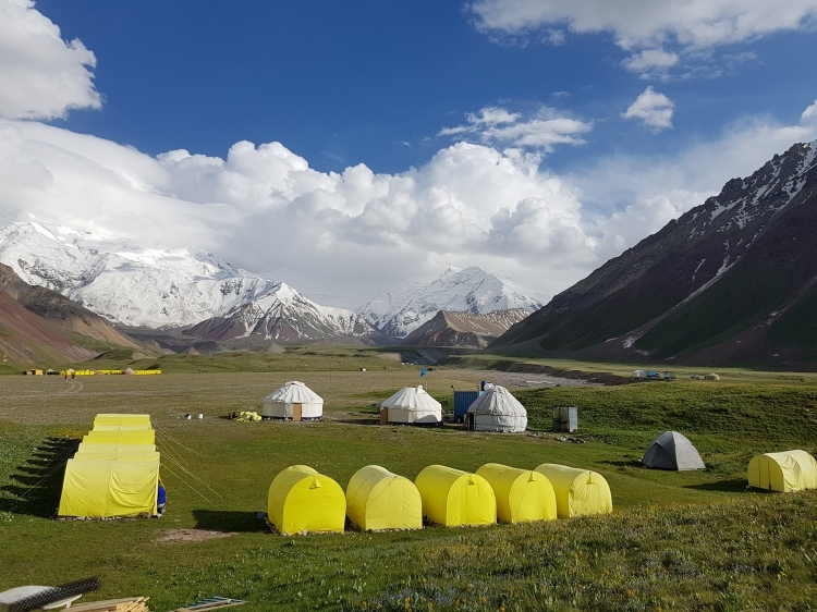 Базовый лагерь под пиком Ленина / Lenin peak Base Camp - Osh Region Kyrgyzstan